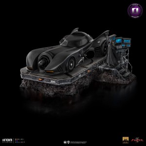 Figurka Statuetka Iron Studios DC Batmobil The Flash 1/10