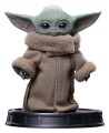 figurka-statuetka-iron-studios-grogu-always-curious