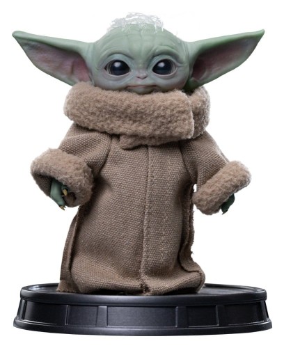 figurka-statuetka-iron-studios-grogu-always-curious