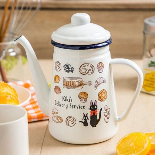 Skater Kiki delivery's service tea pot Viennese pastries 1,1 L