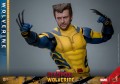 Figurka Wolverine Deluxe Hot Toys 31 cm