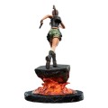 Weta Workshop Tomb Raider Mini Statue Lara Croft: The Sanctuary of Flame 18 cm