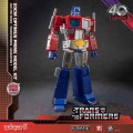 Transformers: Generation One AMK Pro Series Plastic Model Kit Optimus Prime Yolopark 20 cm