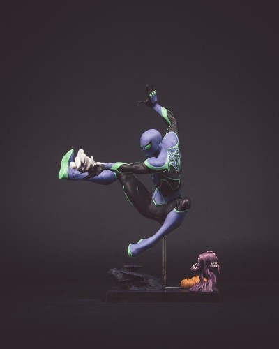 Figurka McFarlane Toys Marvel Rivals Collection Gamerverse 1/6 Spider-Man (Platinum Edition) 26 cm