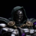 statua-iron-studios-marvel-legends-doktor-doom-42-cm