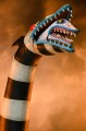 figurka-kolekcjonerska-neca-beetlejuice-matador-sandworm-18-cm