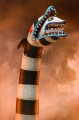 figurka-kolekcjonerska-neca-beetlejuice-matador-sandworm-18-cm