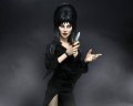 figurka-elvira-pani-ciemnosci-neca-20-cm