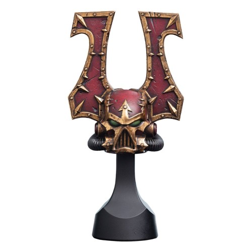 figurka-statuetka-warhammer-40000-khorne-berzerker-helm-20-cm