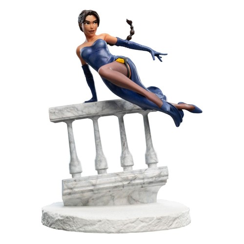 figurka-statuetka-lara-croft-a-deal-at-the-opera-17-cm