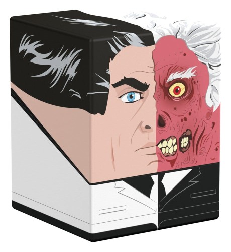 pudelko-squaroes-batman-gotham-city-two-face