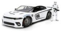 model-diecast-jada-toys-star-wars-stormtrooper-dodge-charger-srt-hellcat