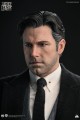 figurka-statuetka-queen-studios-justice-league-bruce-wayne-1-4