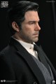 figurka-statuetka-queen-studios-justice-league-bruce-wayne-1-4