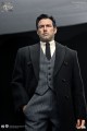 figurka-statuetka-queen-studios-justice-league-bruce-wayne-1-4