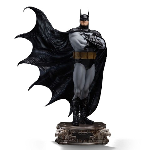 figurka-statuetka-iron-studios-dc-trinity-batman