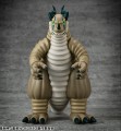 figurki-megahouse-dandadan-monstr-15-cm