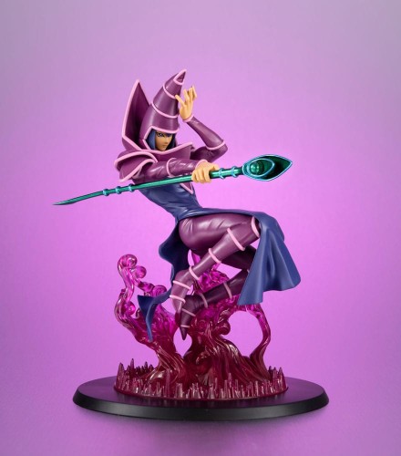 figurka-statuetka-megahouse-yu-gi-oh-dark-magician