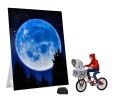 figurka-neca-et-the-extra-terrestrial-elliott-i-et-na-rowerze