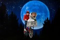 figurka-neca-et-the-extra-terrestrial-elliott-i-et-na-rowerze