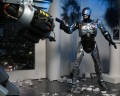 figurka-neca-robocop-battle-damaged-z-fotelem