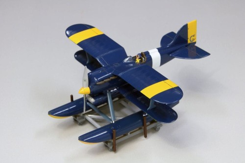 model-do-zlozenia-fine-seaplane-porco-rosso-curtiss-r3c-0