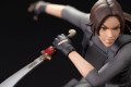figurka-tomb-raider-lara-croft-legend
