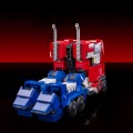 optimus-prime-combot-figurka-transformers