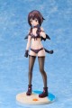 figurka-konosuba-megumin-chomusuke-swimsuit
