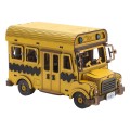 model-do-zlozenia-peanuts-szkolny-autobus