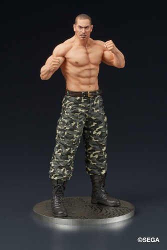 yakuza-digsta-taiga-saejima-battle-18cm