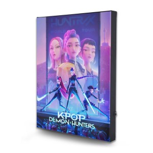 Obraz na plotnie Pyramid KPop Demon Hunters z podswietleniem