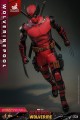 figurka-hot-toys-wolverinepool-deadpool-wolverine