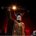 figurka-papa-emeritus-iv-ghost-czarne-szaty