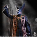 figurka-papa-emeritus-iv-ghost-czarne-szaty