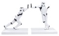 podporki-ksiazek-stormtrooper-working-hard