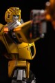 figurka-statuetka-iron-studios-transformers-bumblebee