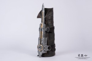 Replika Pure Arts Assassin's Creed Edward Hidden Blade 1/1