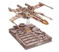 model-do-zlozenia-ugears-star-wars-x-wing-luke-skywalker