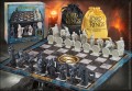 Noble Collection Lord of the Rings Chess Set Battle for Middle Earth