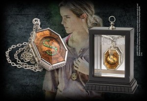 Horkruks Salazar Slytherin Medalion Replika Noble Collection