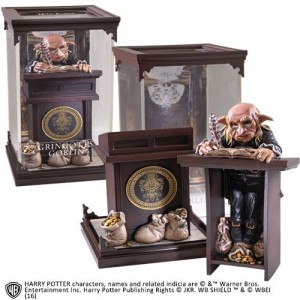 Harry Potter Magical Creatures Figurka Statuetka Gringotts Goblin 19 cm