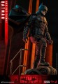 The Batman Movie Masterpiece 1/6 Batman with Bat-Signal Figurka Hot Toys 31 cm