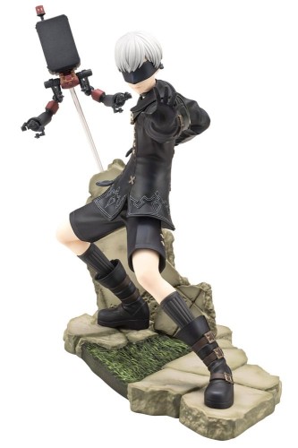 Nier:Automata-Ver.-1.1a-ARTFX-J-Figurka-Statuetka-1/8-9S-18-cm