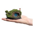 Figurka The Hobbit Statuetka Hobbit Hole - 1 Hill Lane Weta Workshop 12 cm