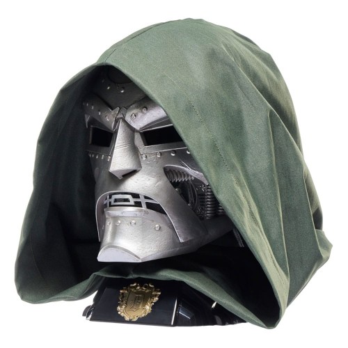 Replika Hasbro Marvel Legends Roleplay Doctor Doom Premium Helmet
