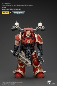 Warhammer 40k Action Figurka 1/18 World Eaters Khorne Berzerker with Eviscerator Chainsword 13 cm          