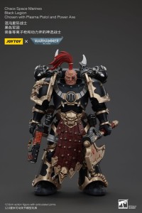 Warhammer 40k Action Figurka Chaos Space Marines Black Legion Chosen with Plasma Pistol and Power Axe 20 cm