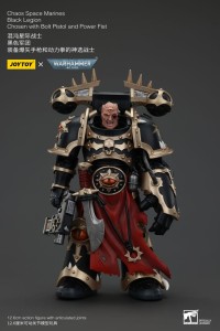 Warhammer 40k Figurka Chaos Space Marines Black Legion Chosen with Bolt Pistol and Power Fist 20 cm