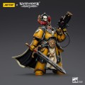 Warhammer-The-Horus-Heresy-Action-Figurka-1/18-Imperial-Fists-Legion-Praetor-with-Power-Sword-12-cm